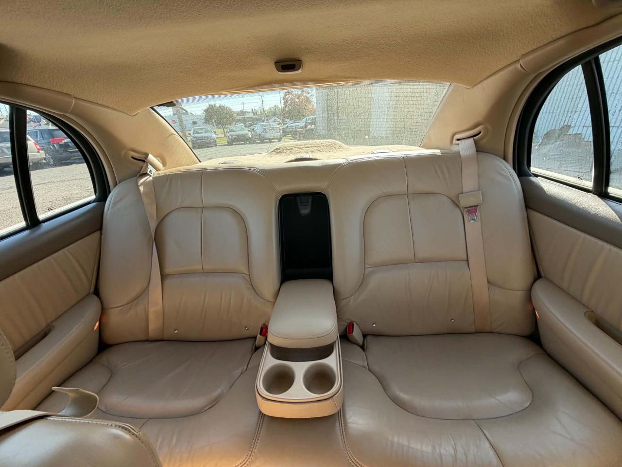 Buick Park Avenue Sedan 2004