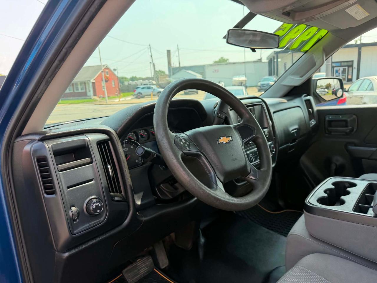 Chevrolet Silverado 1500 Work Truck Short Box 2WD 2015