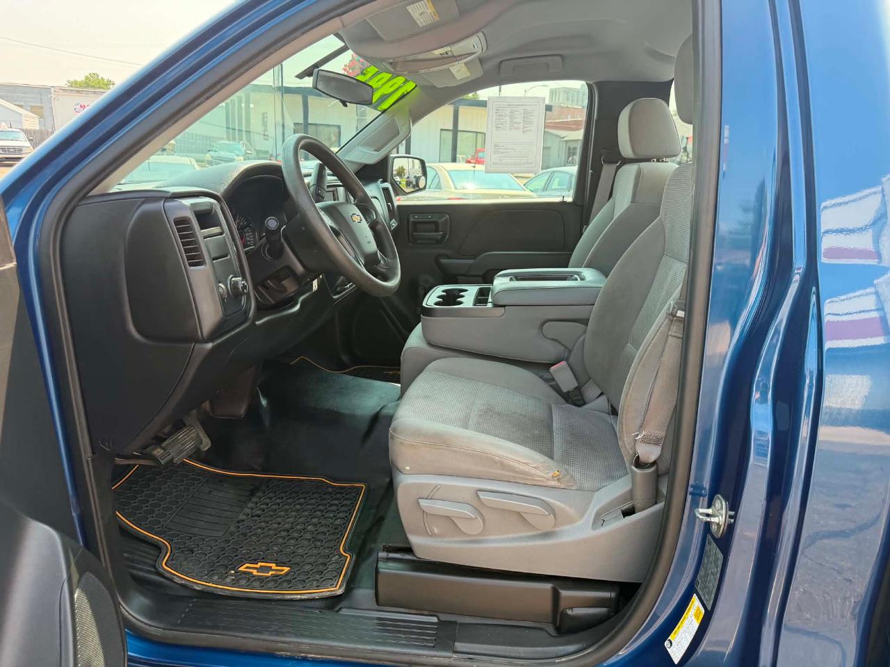 Chevrolet Silverado 1500 Work Truck Short Box 2WD 2015