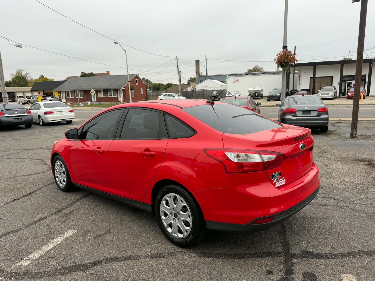 Ford Focus SE Sedan 2012