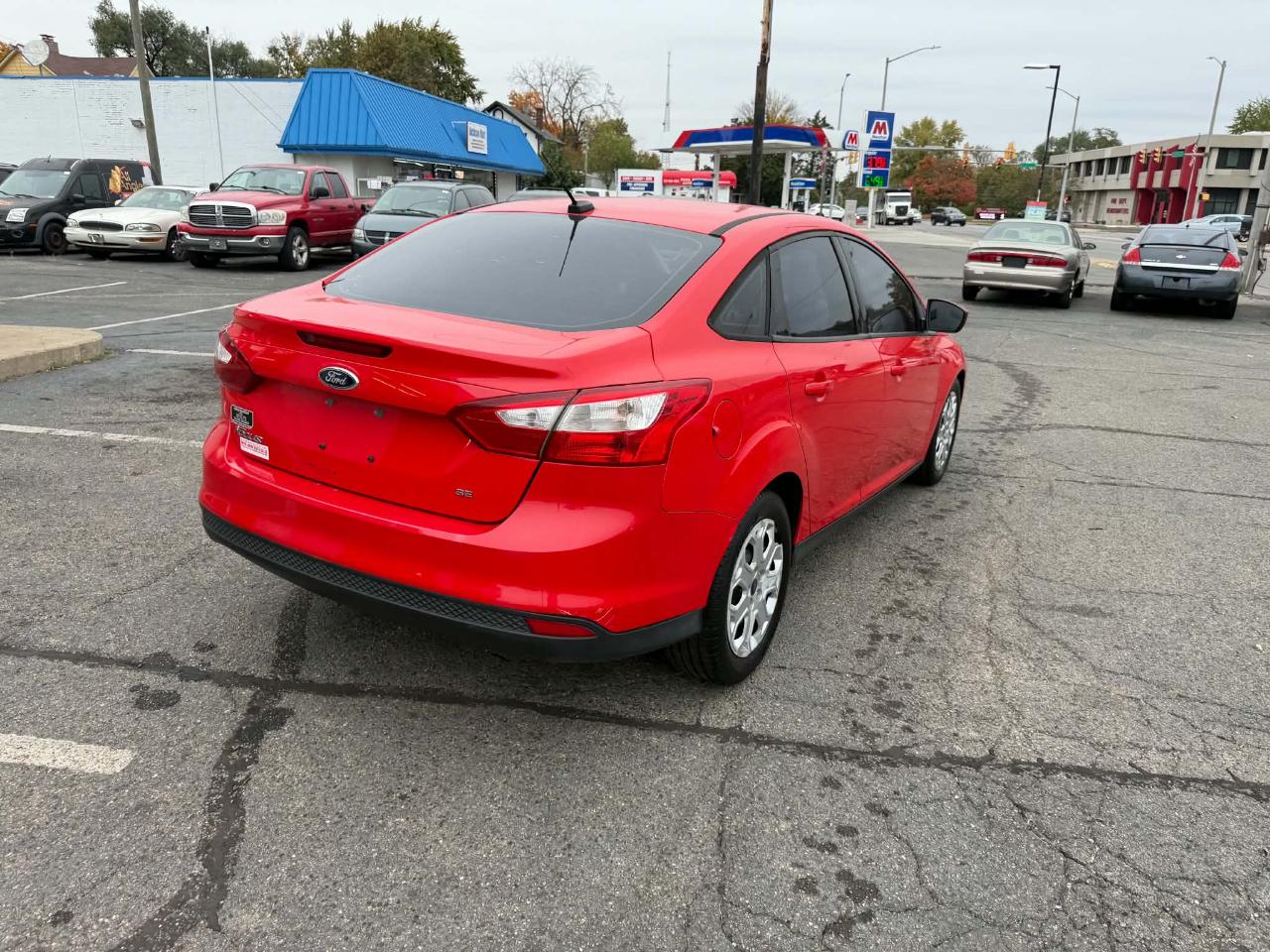 Ford Focus SE Sedan 2012