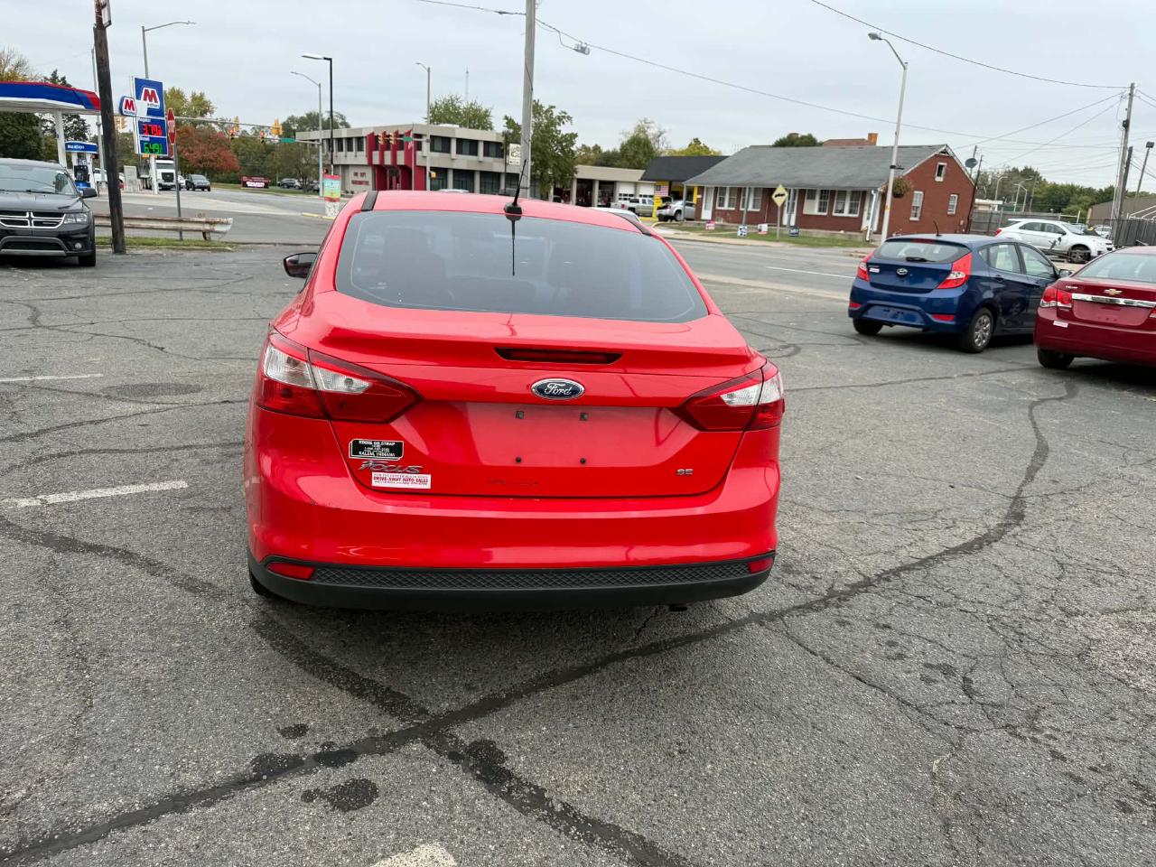Ford Focus SE Sedan 2012