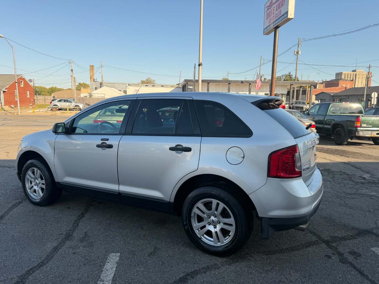 Ford Edge SE FWD 2012