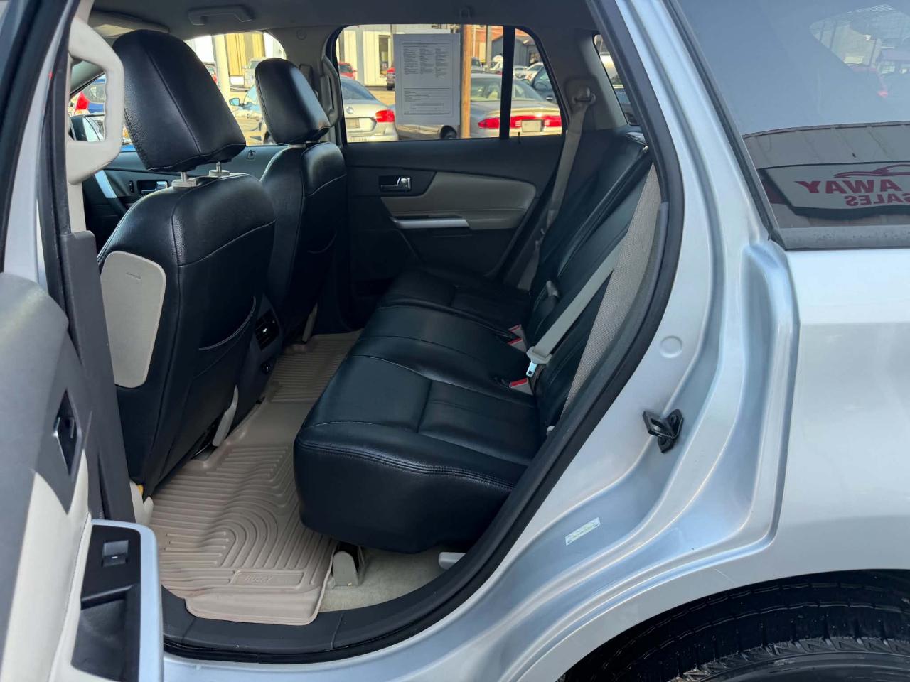Ford Edge SE FWD 2012