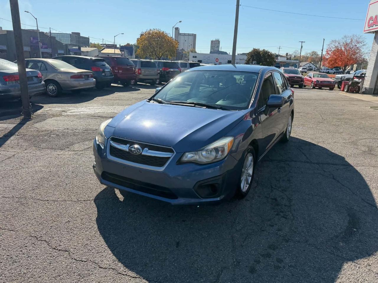 Subaru Impreza Premium 5-Door w/All Weather Package 2012