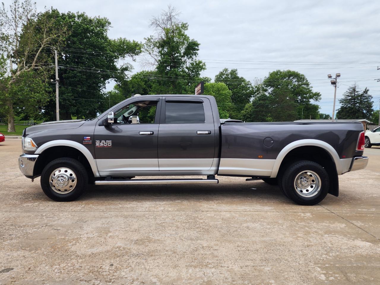 RAM 3500 Laramie Crew Cab LWB 4WD DRW 2016