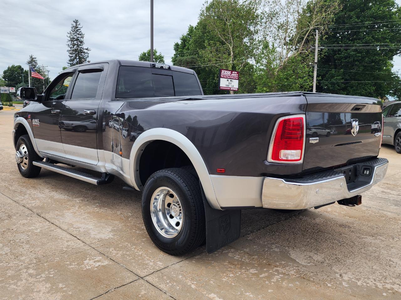 RAM 3500 Laramie Crew Cab LWB 4WD DRW 2016