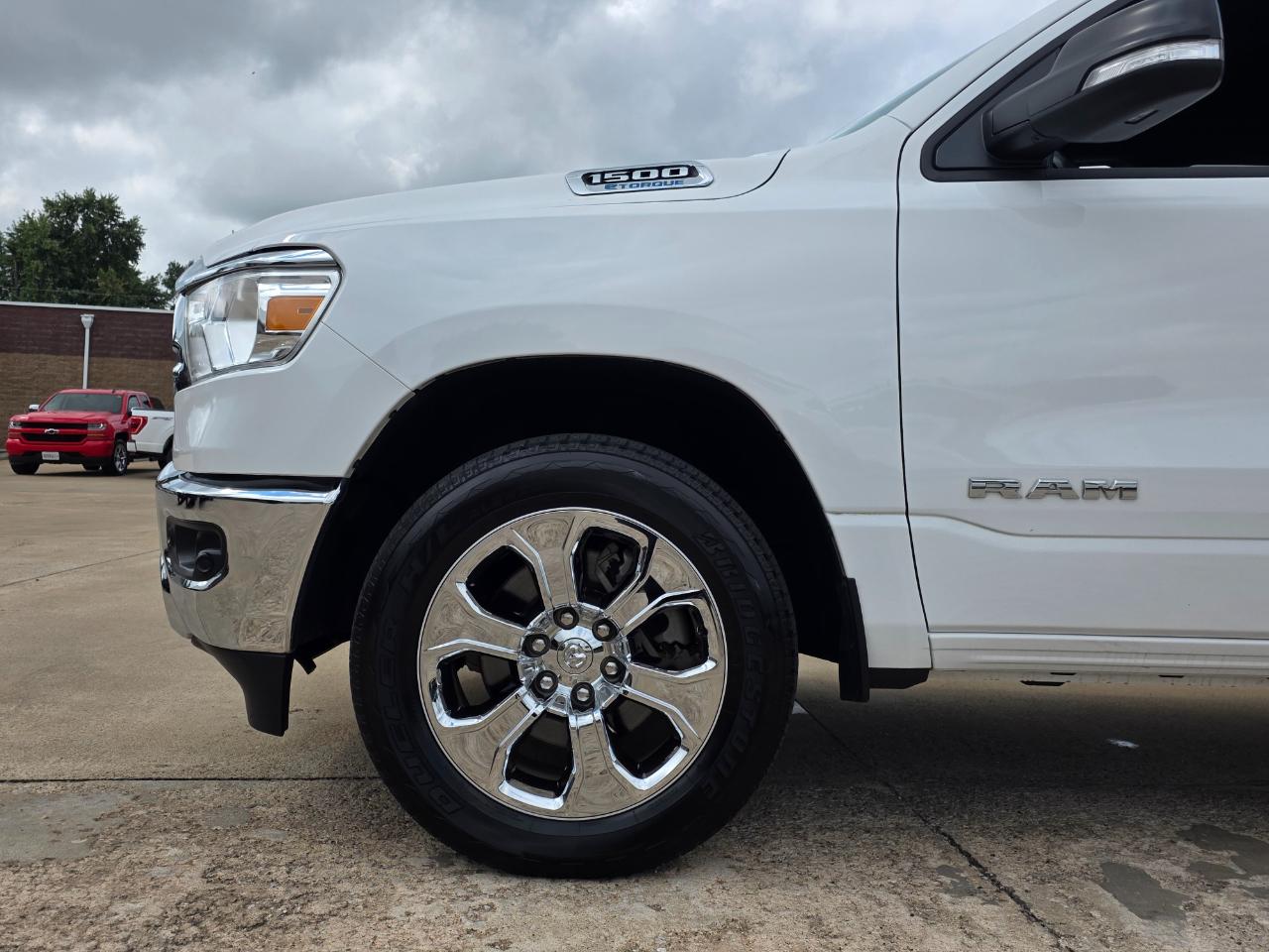 RAM 1500 Big Horn Crew Cab SWB 4WD 2022