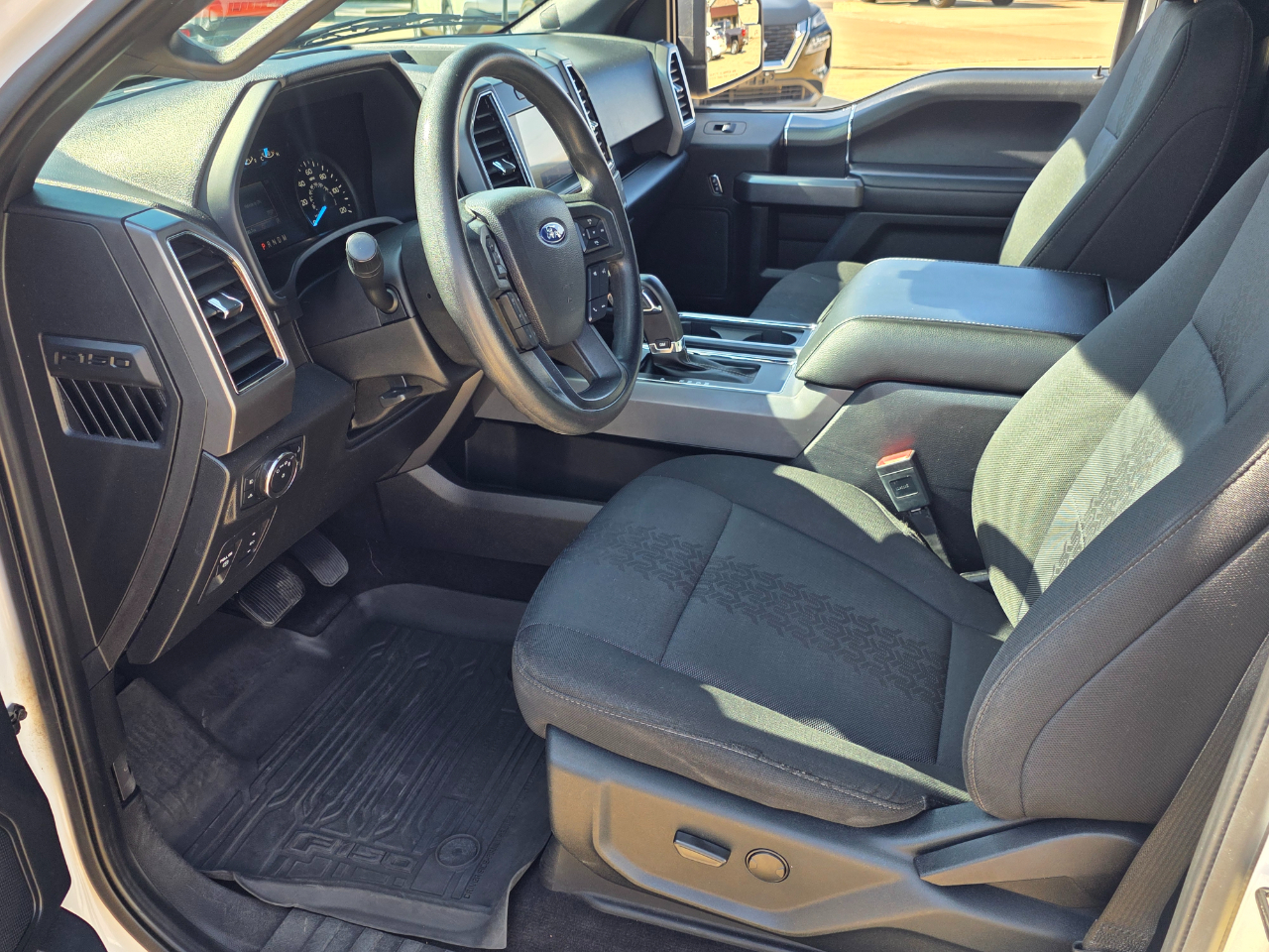 2020 Ford F-150 XLT photo 6