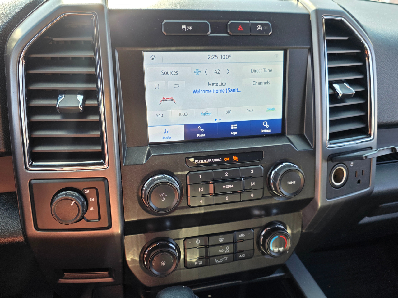 2020 Ford F-150 XLT photo 8