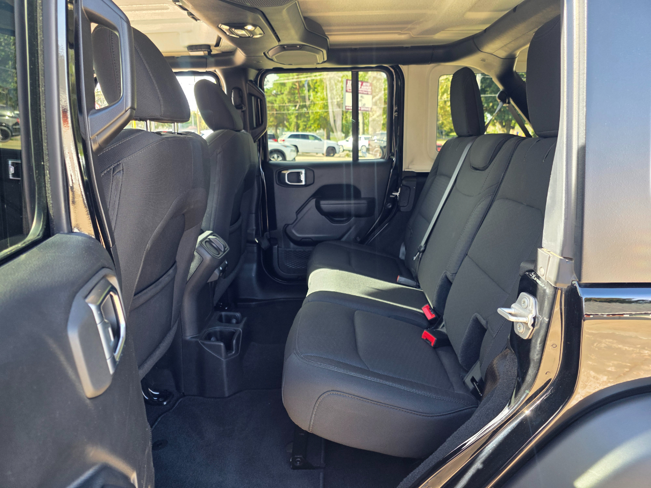 Jeep Wrangler Unlimited Willys 2022 Jeep Wrangler Unlimited Willys 2022