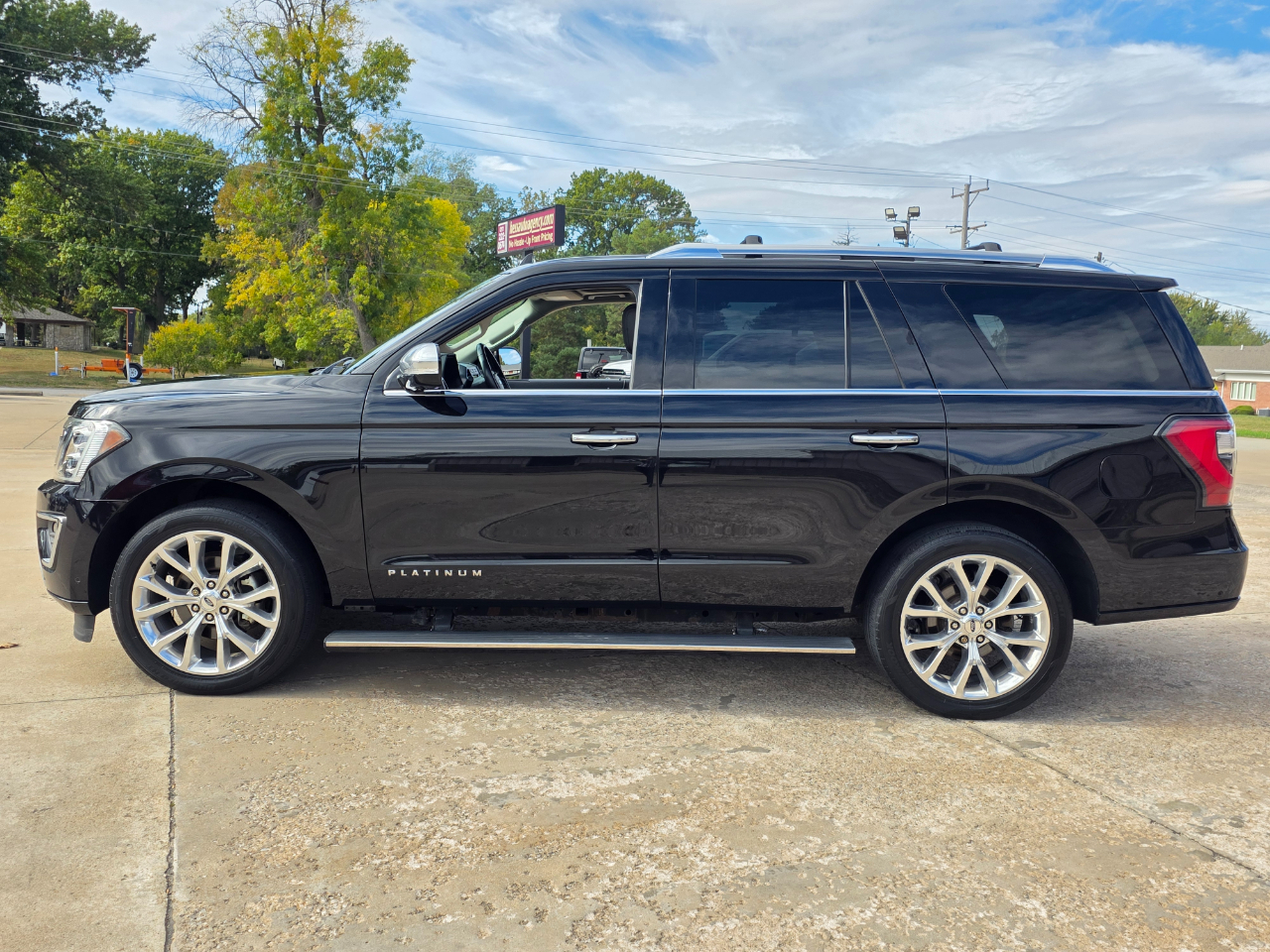 Ford Expedition Platinum 4WD 2019 Ford Expedition Platinum 4WD 2019