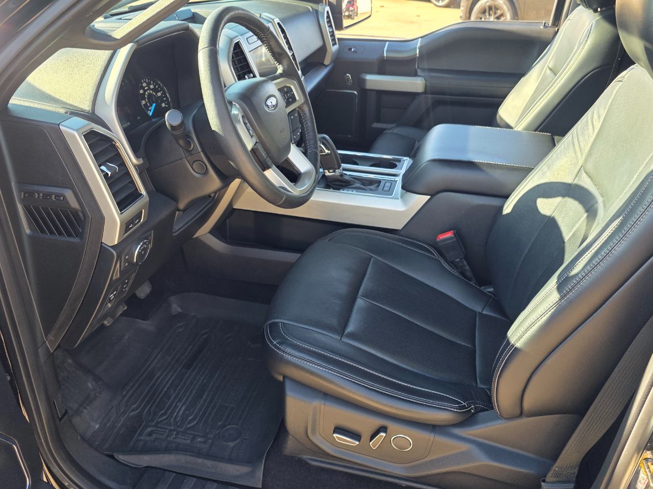 Ford F-150 Lariat SuperCrew 5.5-ft. Bed 4WD 2018