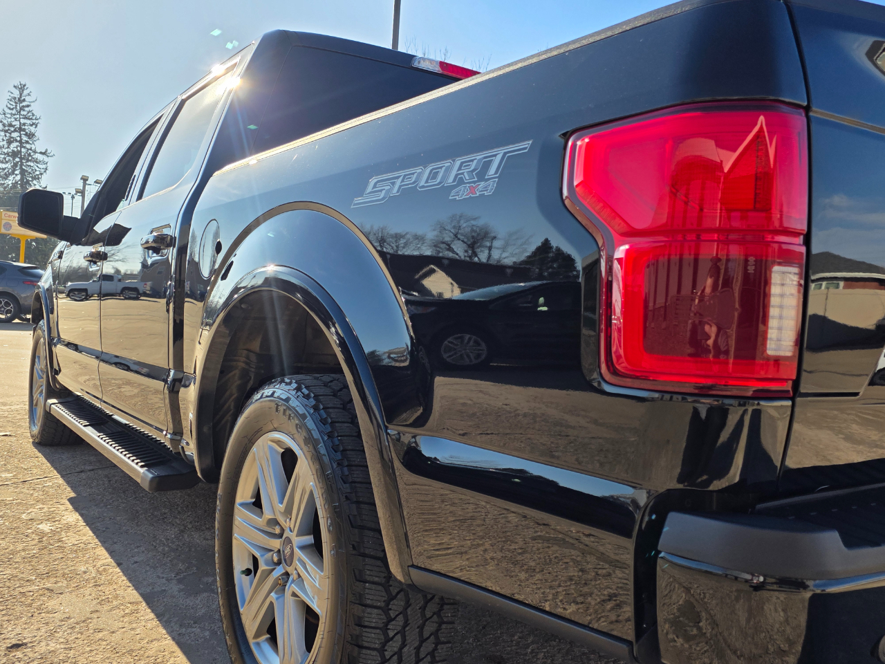 Ford F-150 Lariat SuperCrew 5.5-ft. Bed 4WD 2018