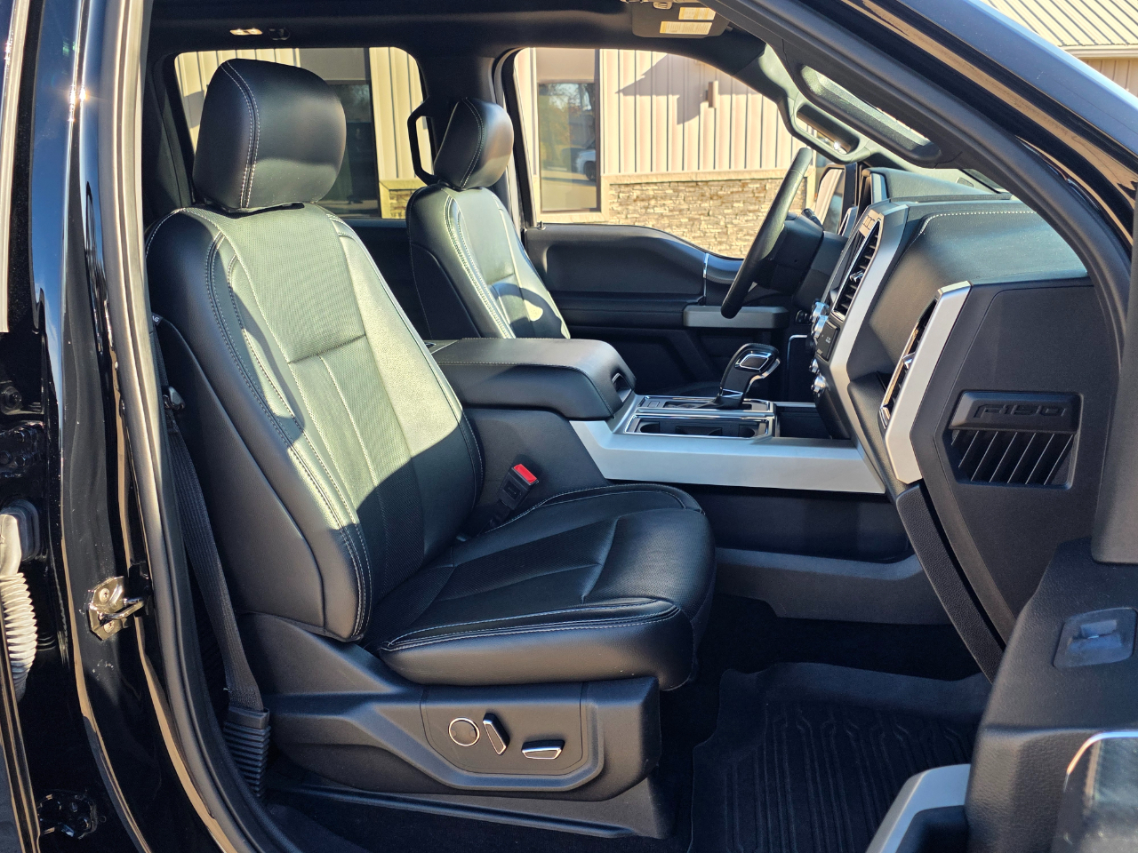 Ford F-150 Lariat SuperCrew 5.5-ft. Bed 4WD 2018