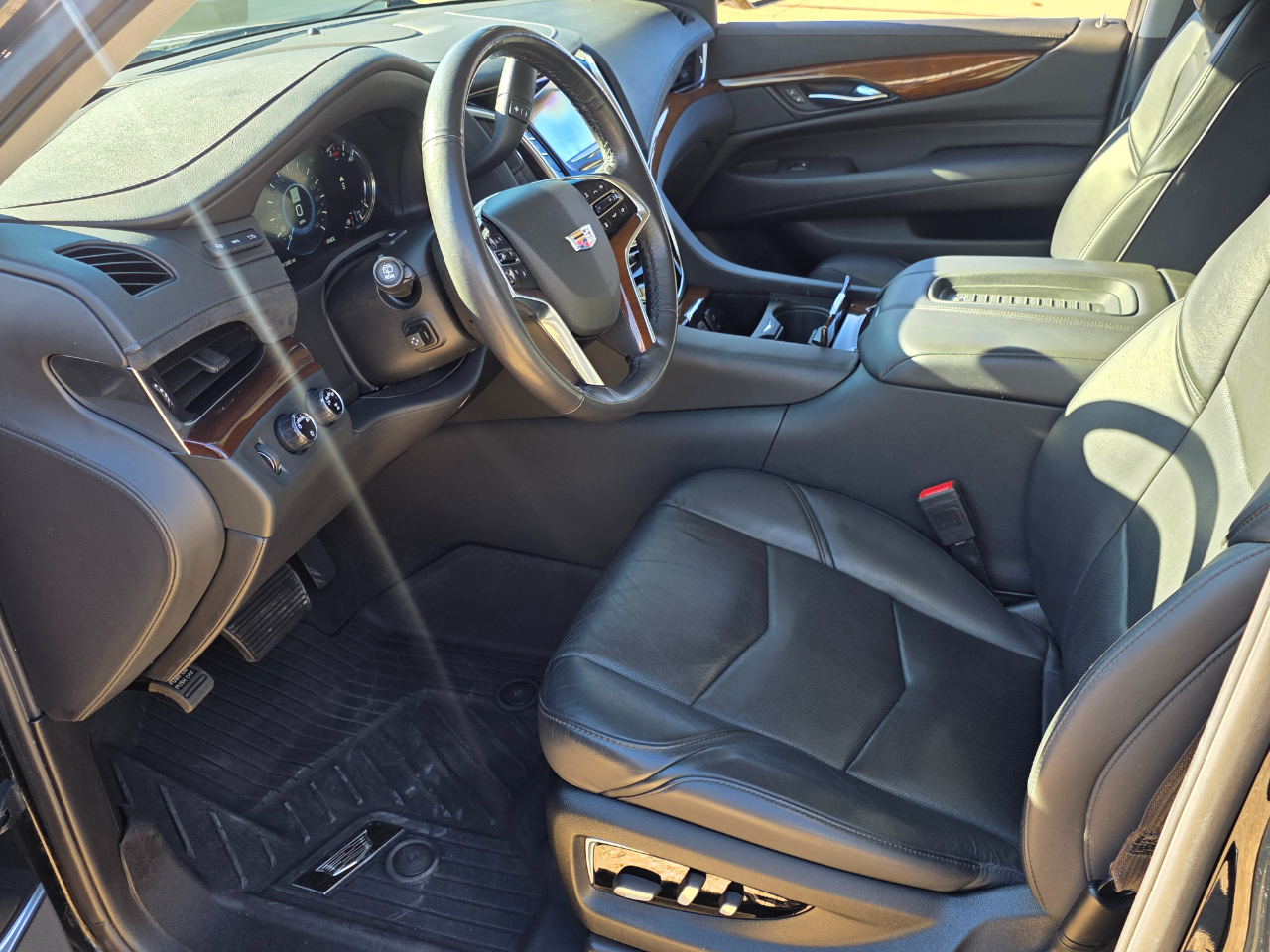 Cadillac Escalade Luxury 4WD 2020