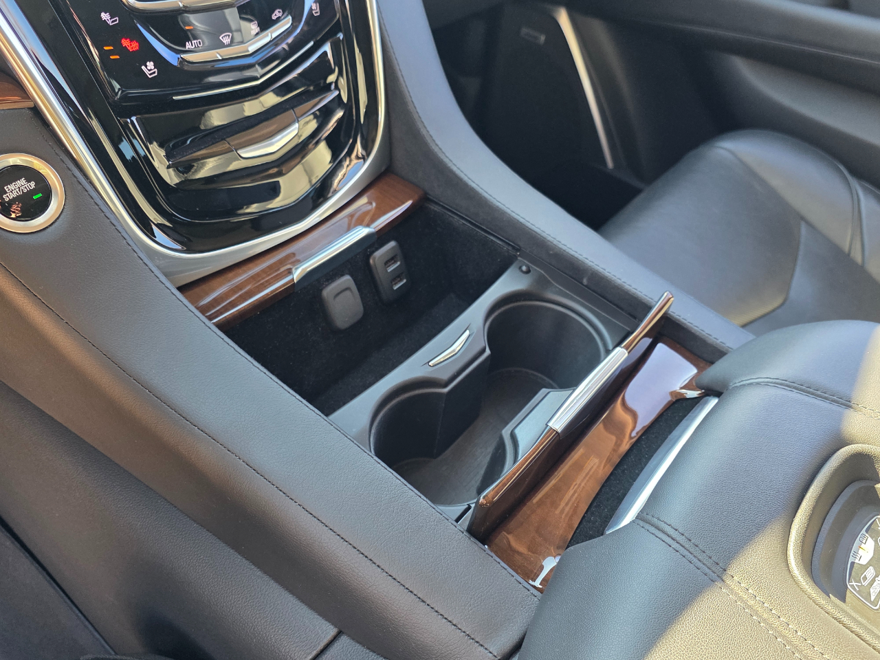 Cadillac Escalade Luxury 4WD 2020