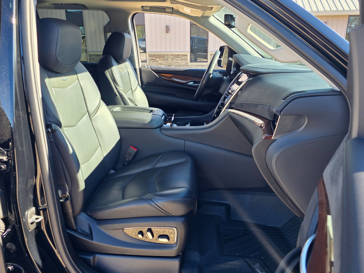 Cadillac Escalade Luxury 4WD 2020