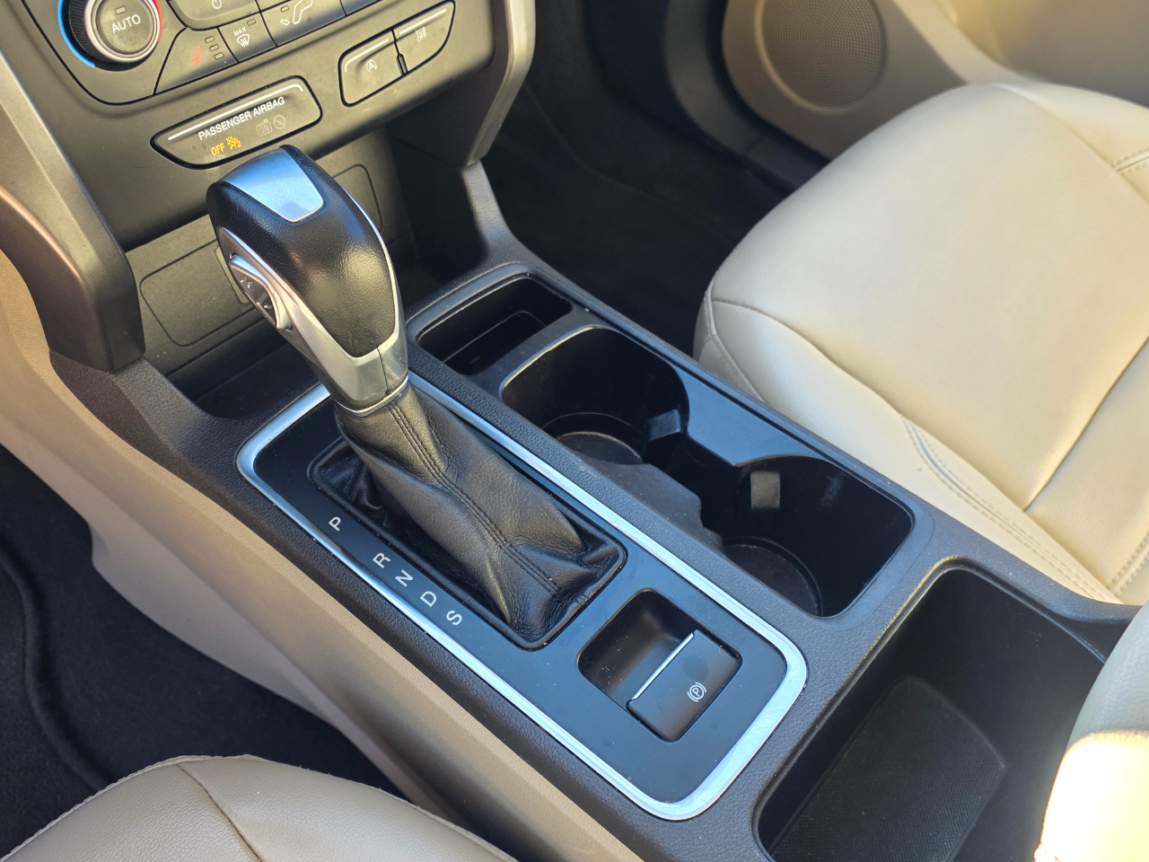 Ford Escape SEL 4WD 2019