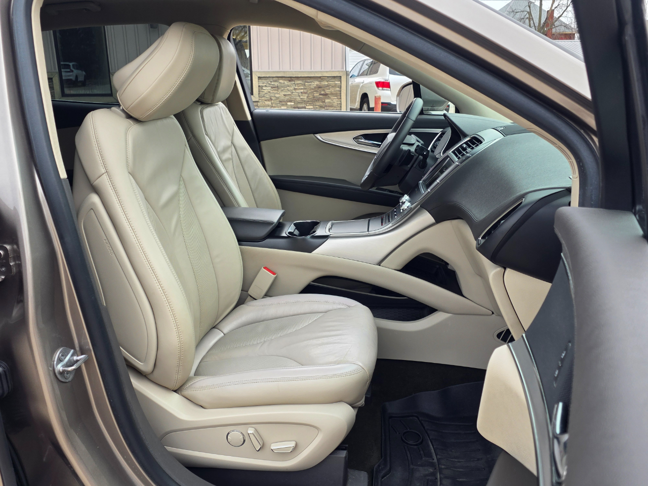 Lincoln Nautilus Base 2020