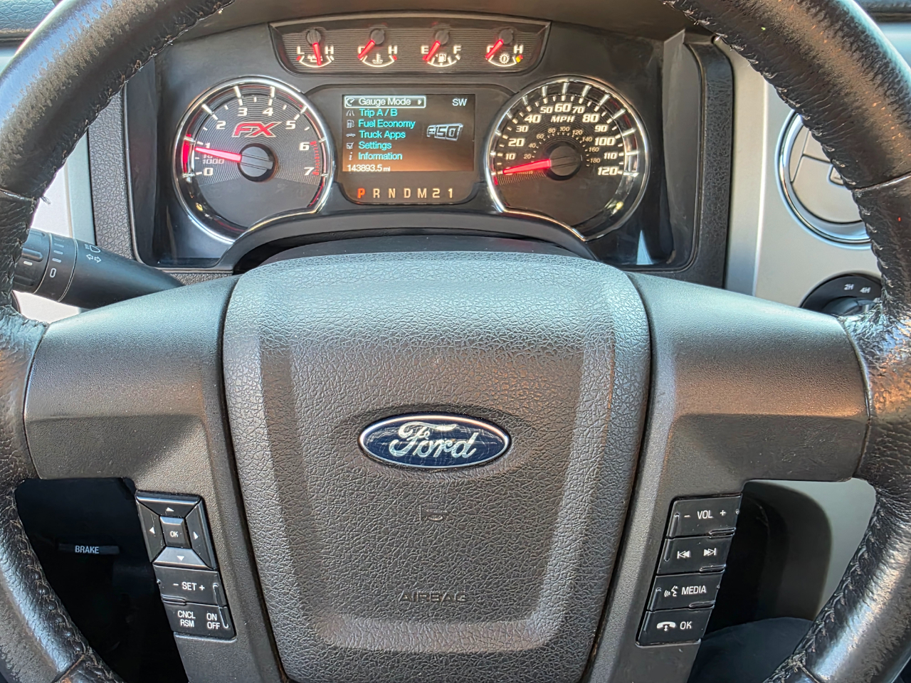 Ford F-150 FX4 SuperCrew 5.5-ft. Bed 4WD 2014