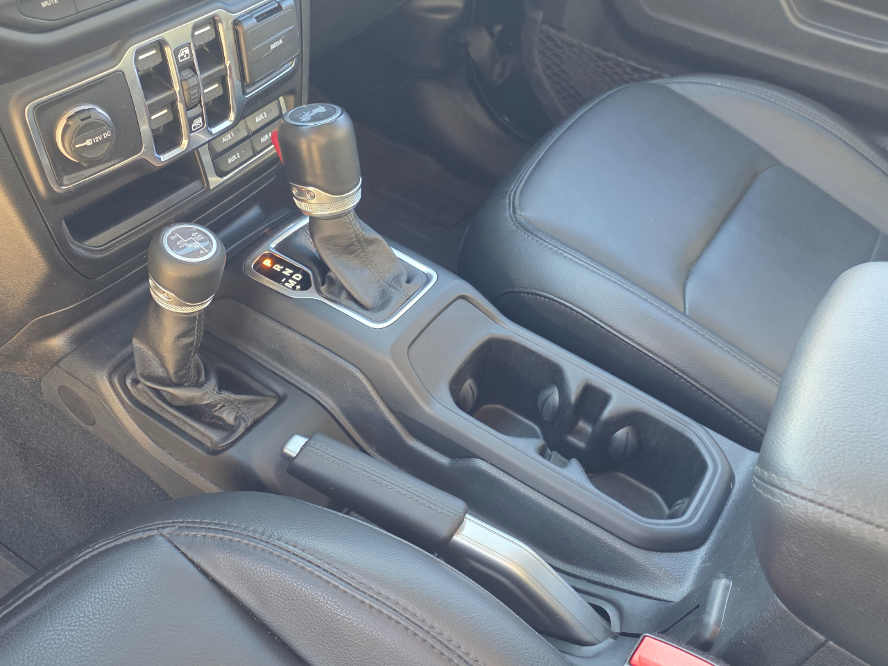 Jeep Wrangler Unlimited Sahara Altitude 2022