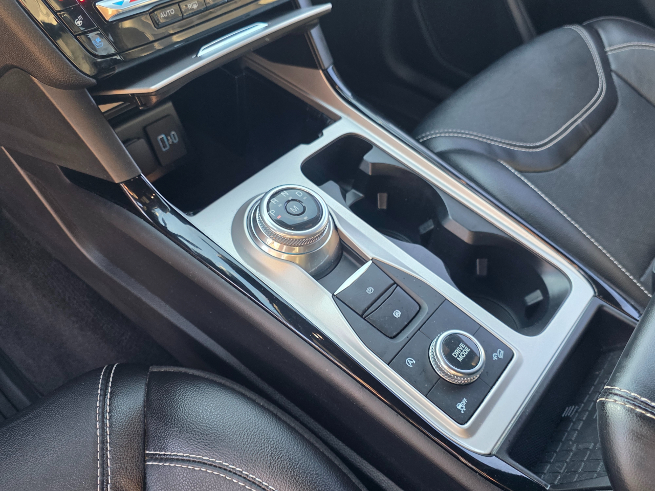 Ford Explorer ST AWD 2022