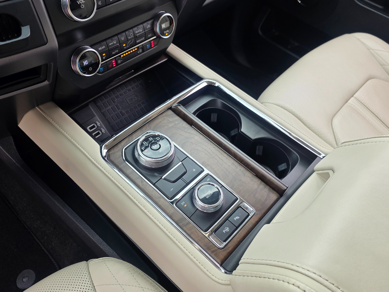 Ford Expedition Platinum 4WD 2019