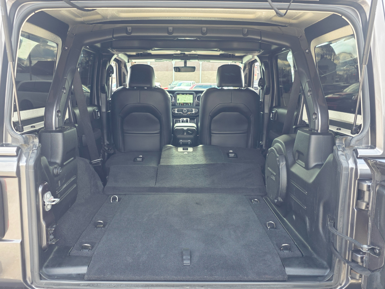 Jeep Wrangler Unlimited Sahara Altitude 2021