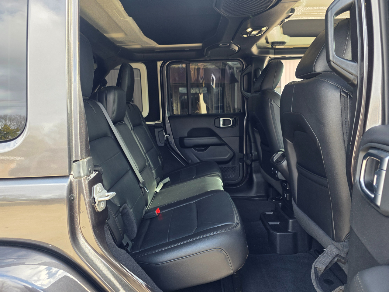 Jeep Wrangler Unlimited Sahara Altitude 2021