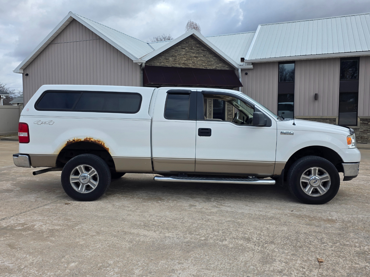 Ford F-150 XLT SuperCab Long Bed 4WD 2005