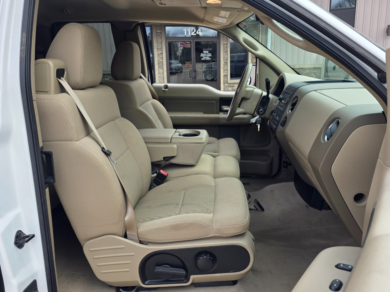 Ford F-150 XLT SuperCab Long Bed 4WD 2005