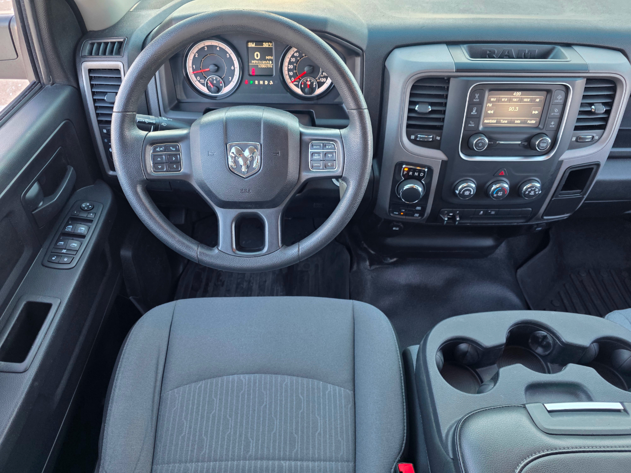 RAM 1500 Classic Tradesman Quad Cab 4WD 2021