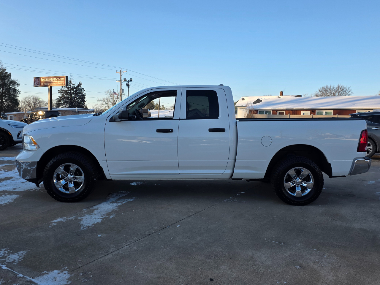 RAM 1500 Classic Tradesman Quad Cab 4WD 2021
