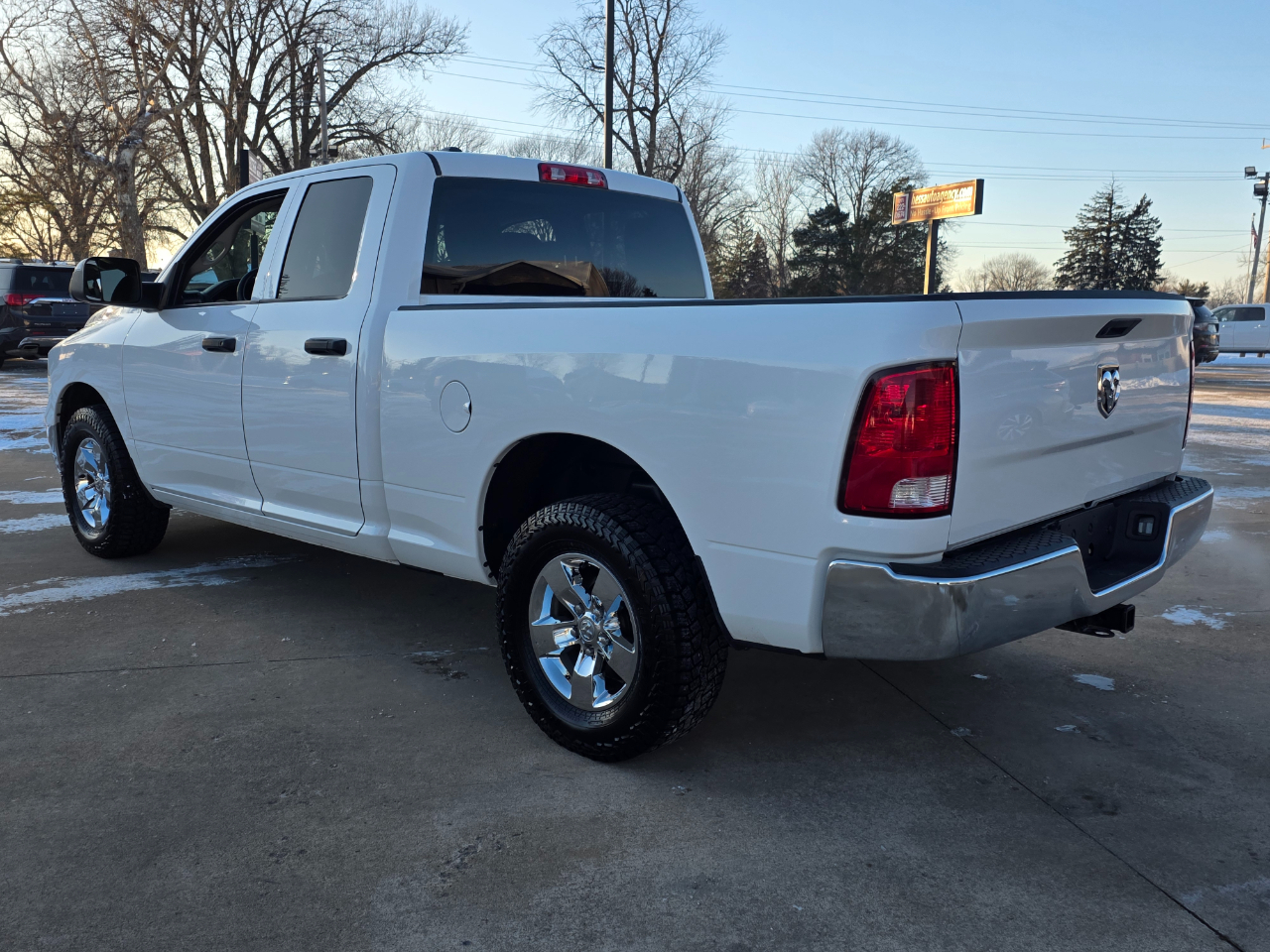 RAM 1500 Classic Tradesman Quad Cab 4WD 2021