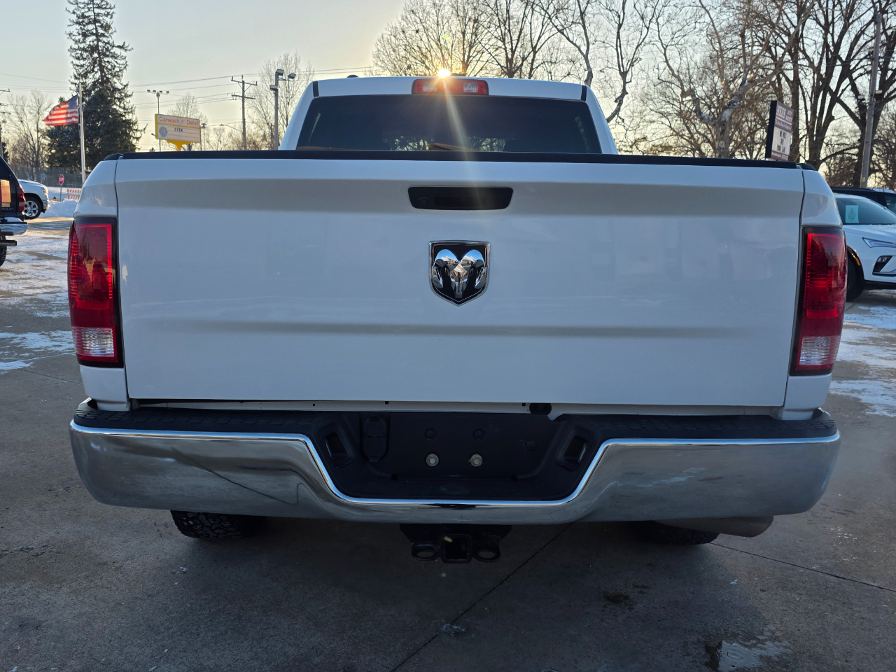 RAM 1500 Classic Tradesman Quad Cab 4WD 2021