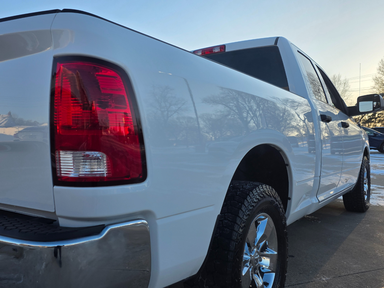 RAM 1500 Classic Tradesman Quad Cab 4WD 2021