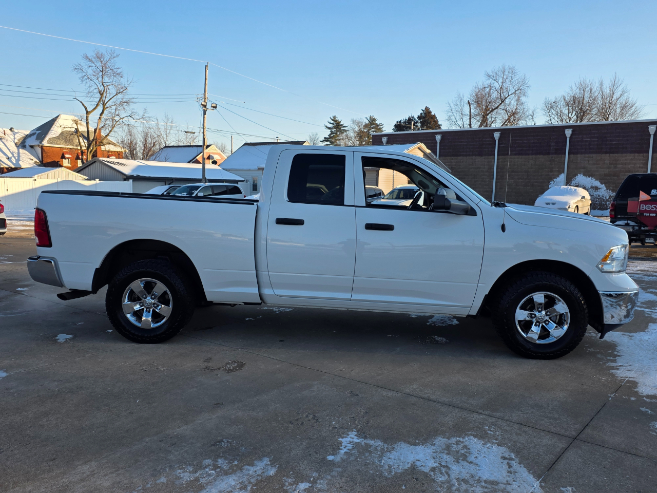 RAM 1500 Classic Tradesman Quad Cab 4WD 2021