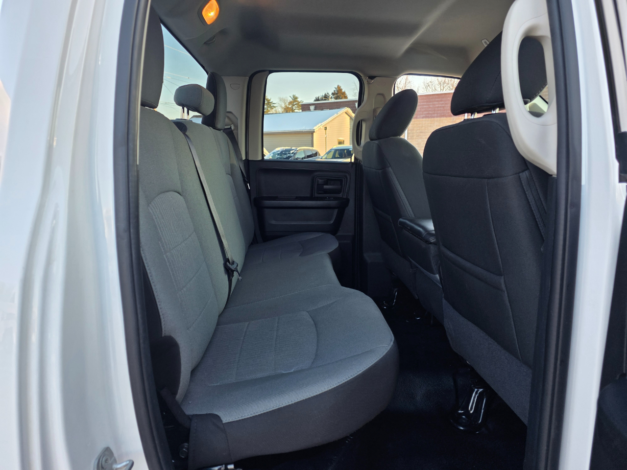 RAM 1500 Classic Tradesman Quad Cab 4WD 2021