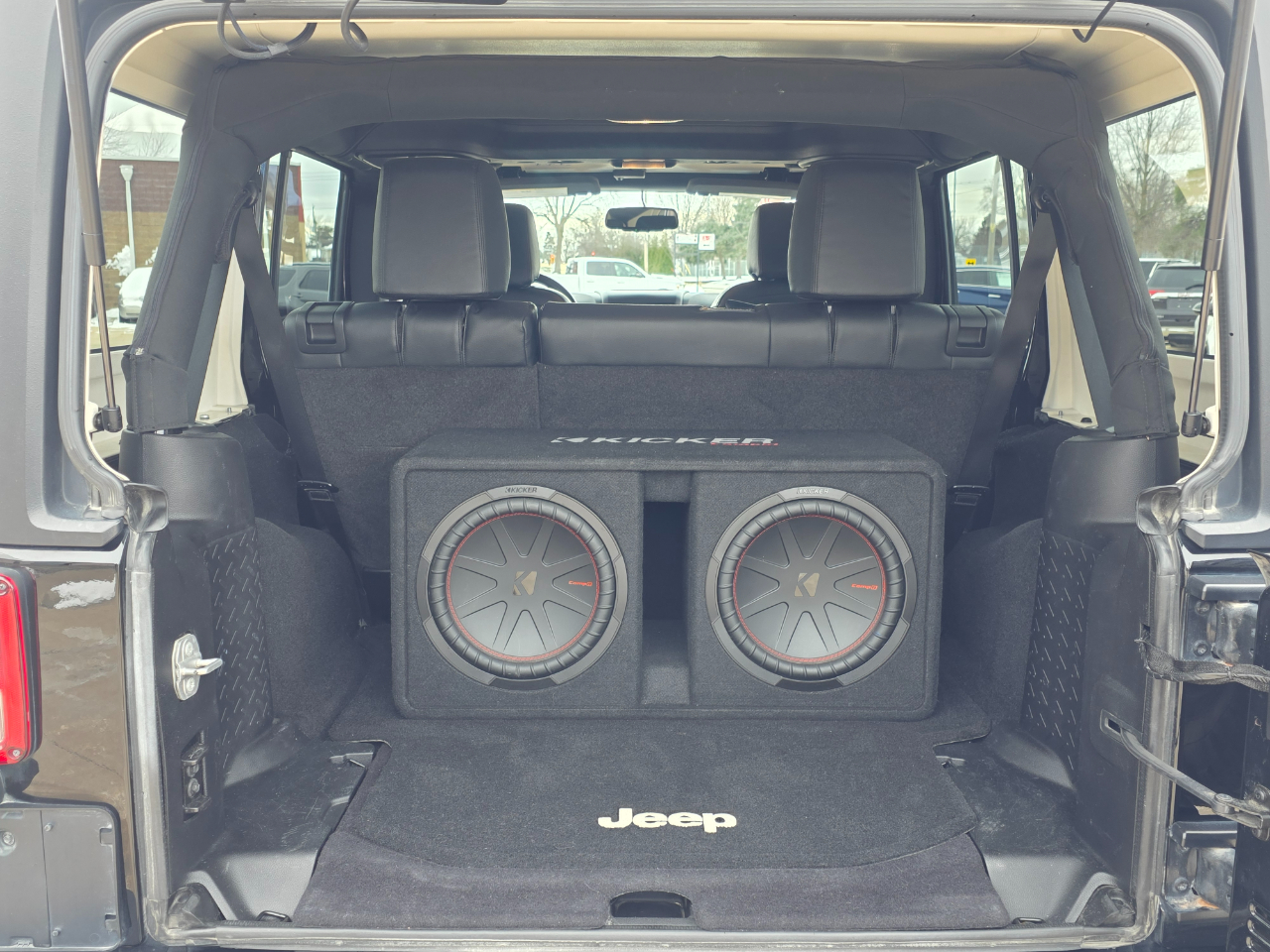 Jeep Wrangler Unlimited Sahara 4WD 2016