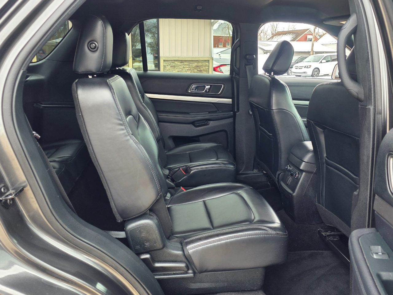 Ford Explorer XLT FWD 2019