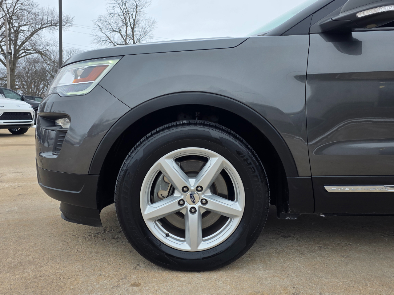 Ford Explorer XLT FWD 2019