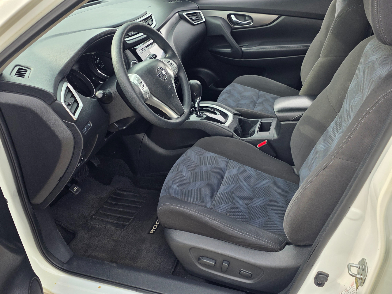 Nissan Rogue SV AWD 2016