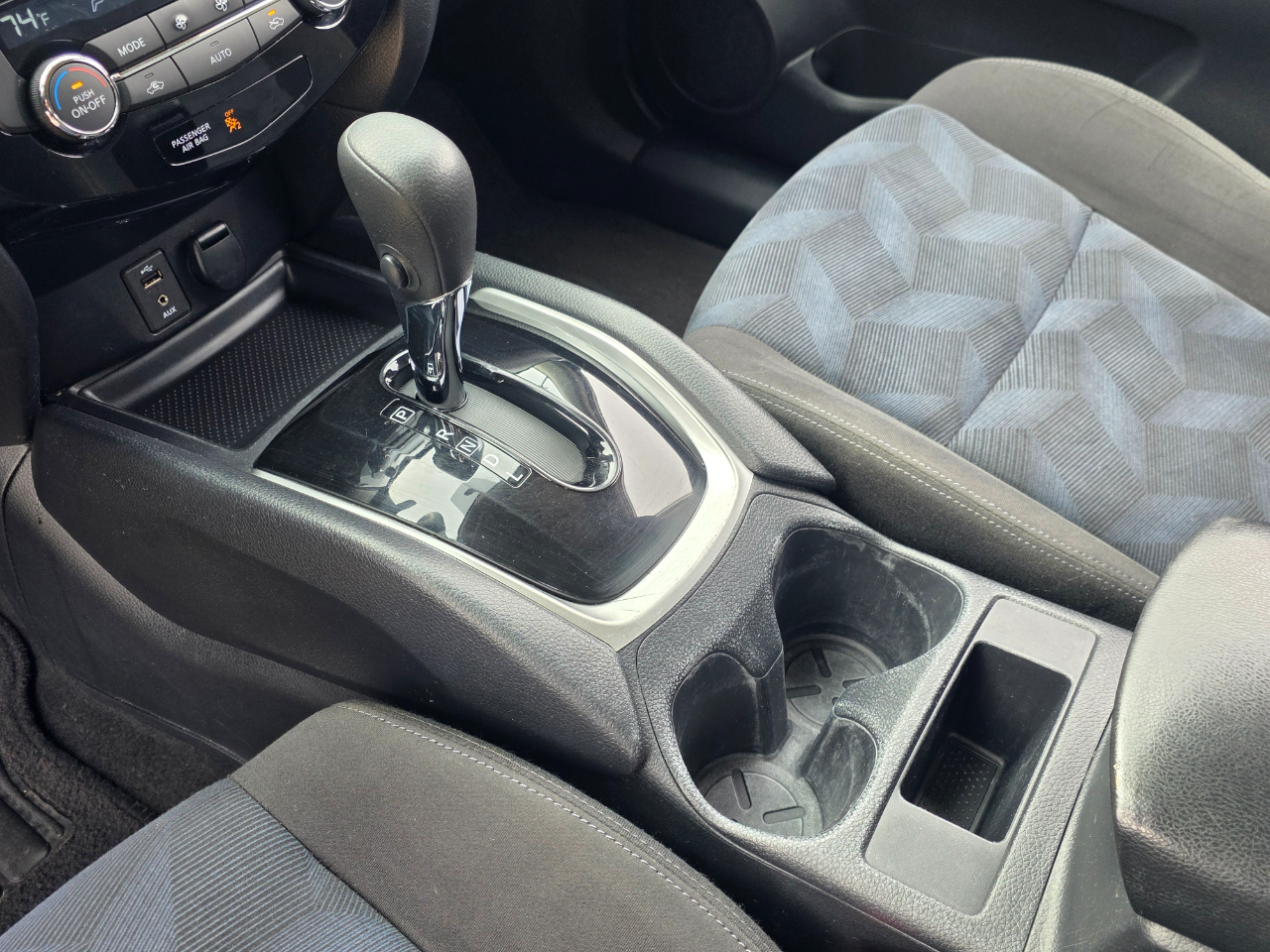 Nissan Rogue SV AWD 2016