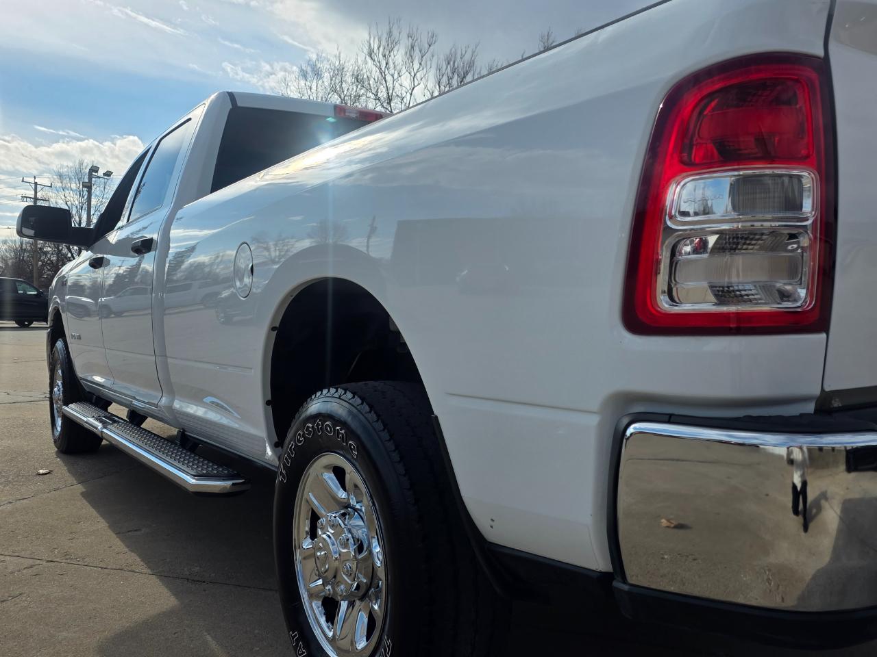 RAM 3500 Tradesman Crew Cab 4WD 2022