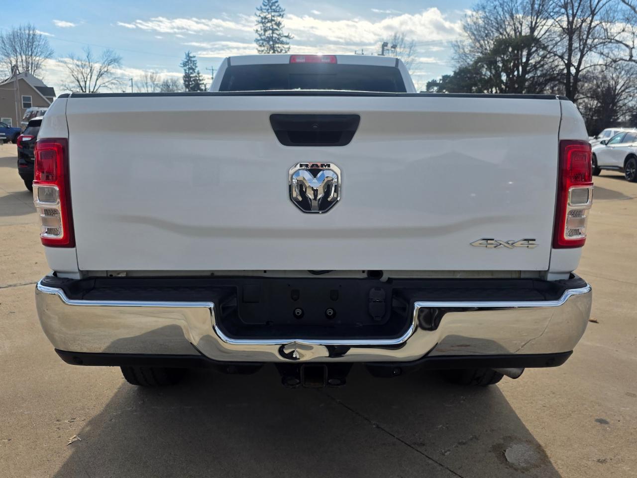 RAM 3500 Tradesman Crew Cab 4WD 2022