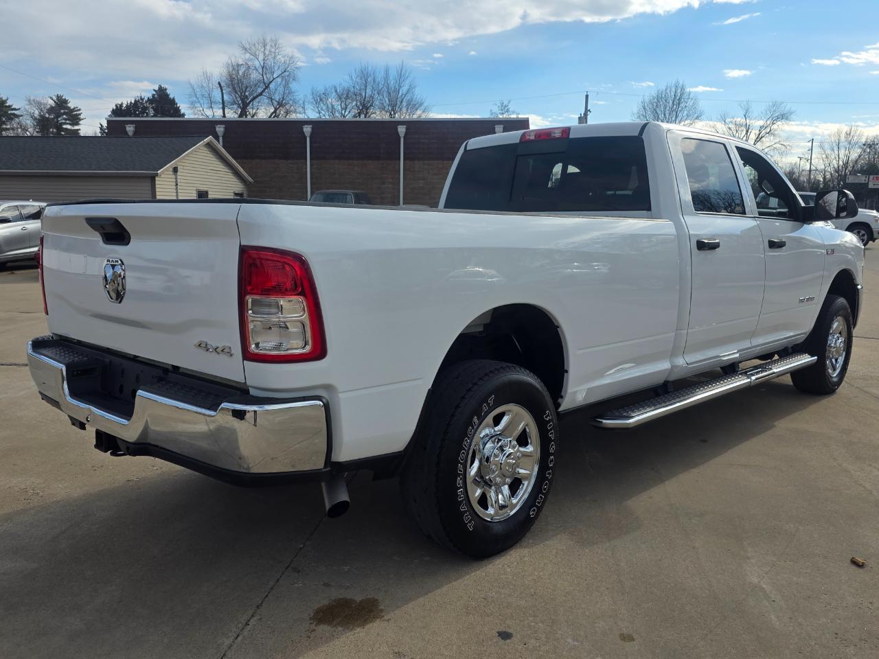 RAM 3500 Tradesman Crew Cab 4WD 2022