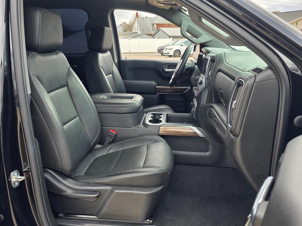 Chevrolet Silverado 1500 RST Crew Cab 4WD 2020