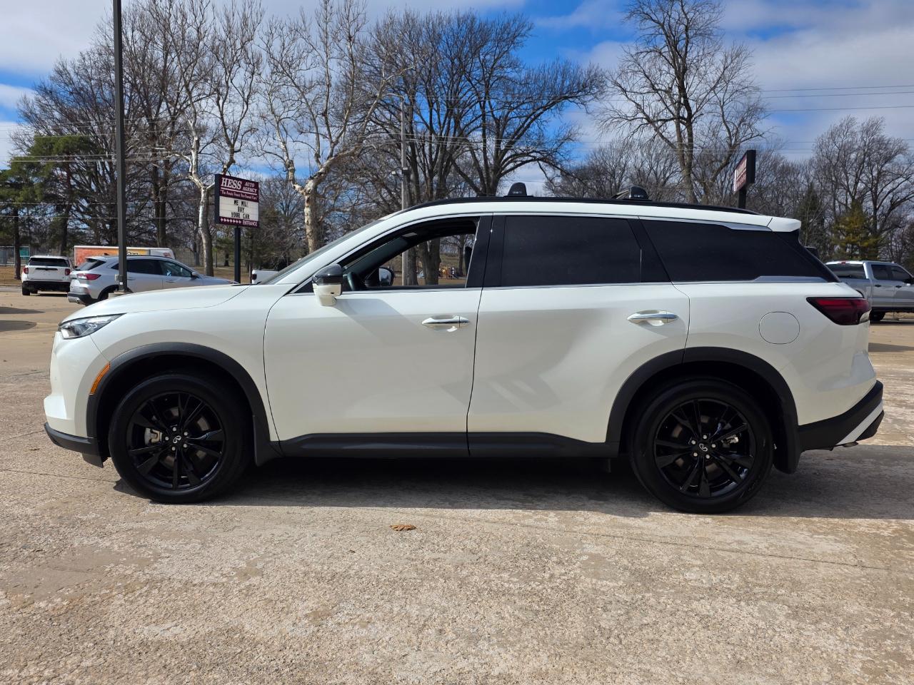 Infiniti QX60 AWD 2025