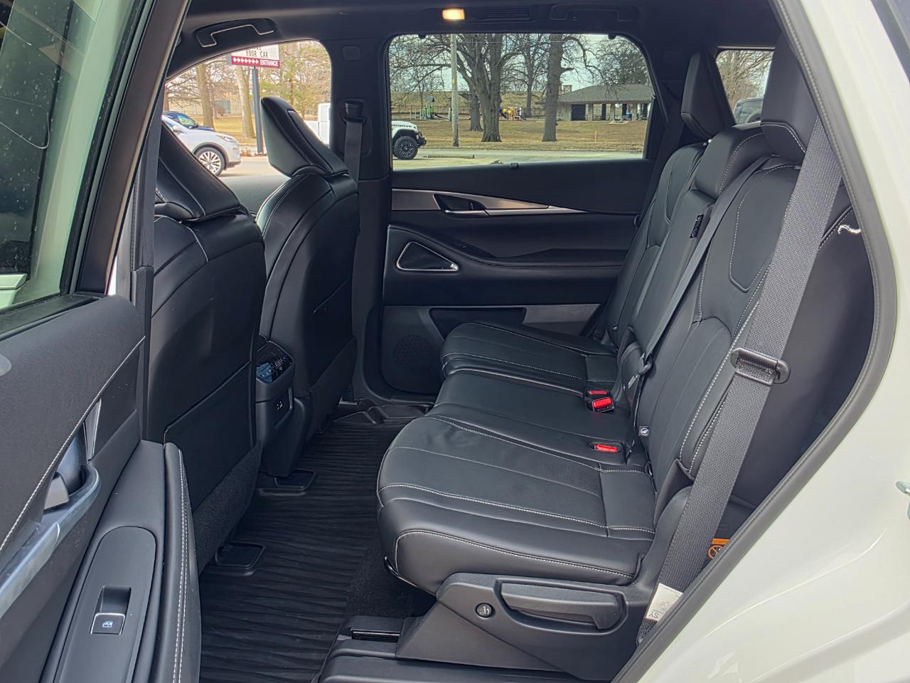 Infiniti QX60 AWD 2025